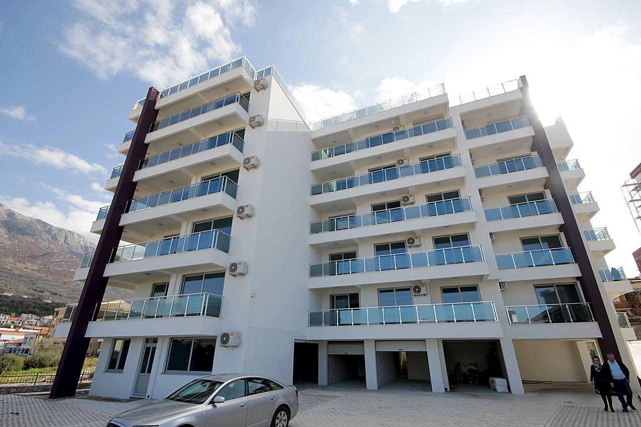 Melina Apartment *