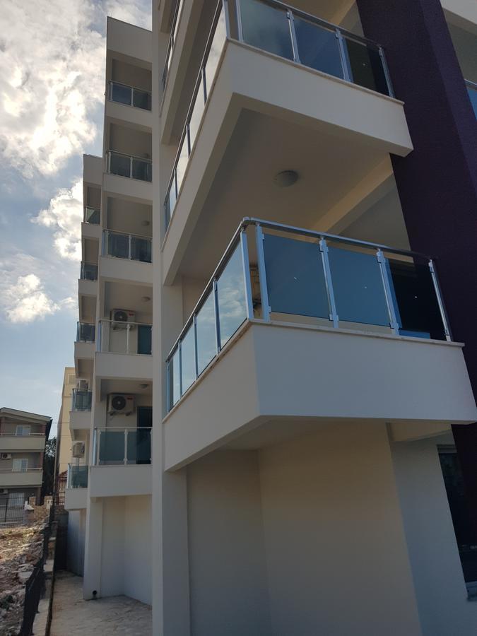 Melina Apartment *