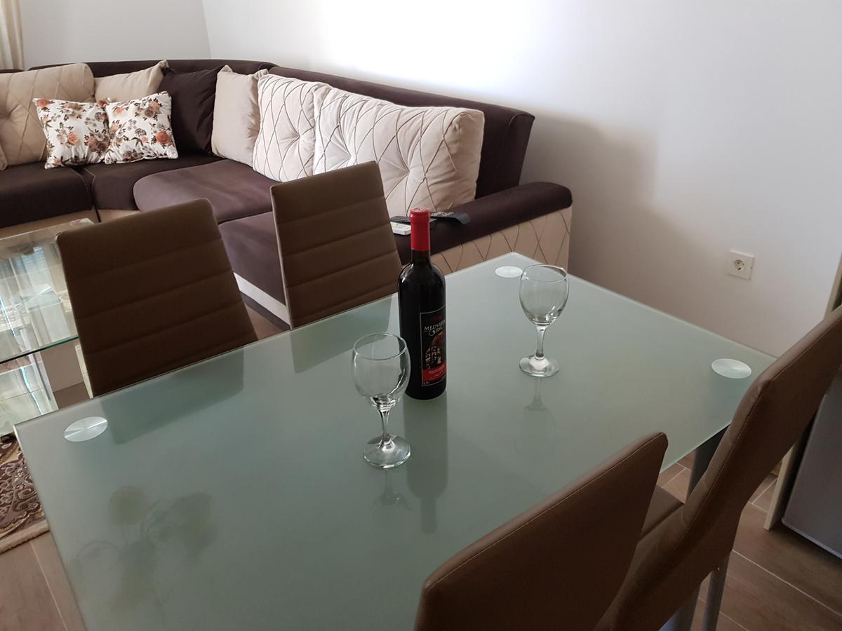 Melina Apartment *